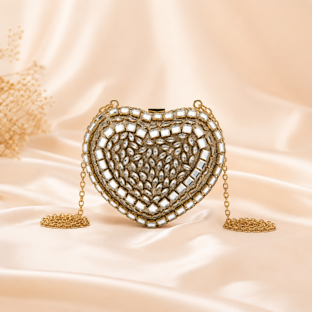 Celeste Heart Clutch